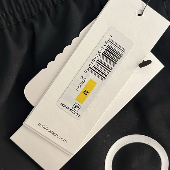 Calvin Klein Men's Core Logo-Print 7" Volley Swim Trunks, NWT - Picture 6 of 7